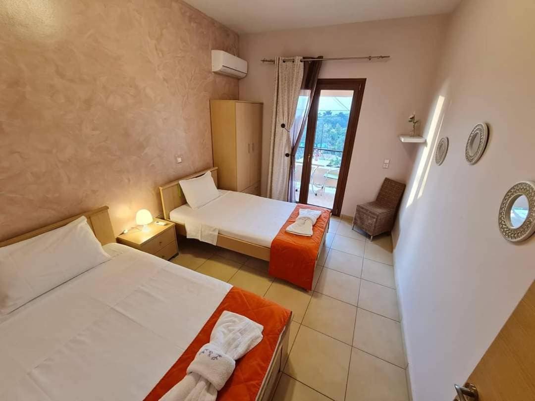 Loukia'S Studios And Apartments Paramonas  Zewnętrze zdjęcie